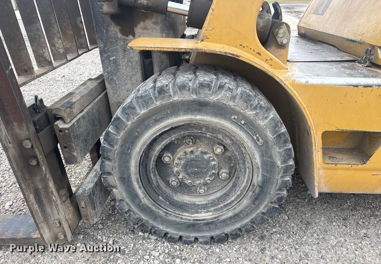 image for item DQ4170 Caterpillar DP45 forklift