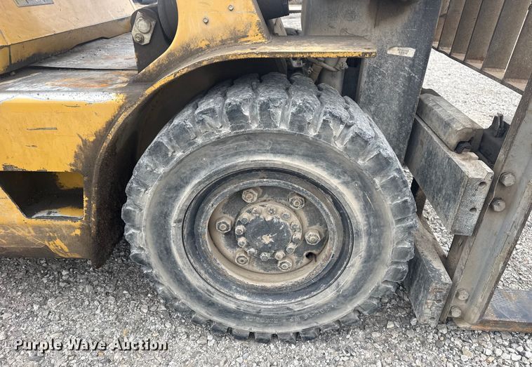 image for item DQ4170 Caterpillar DP45 forklift