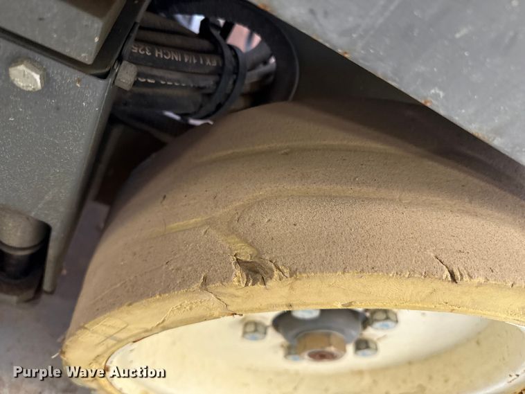 image for item DQ7746 Skyjack SJIII 4632 scissor lift