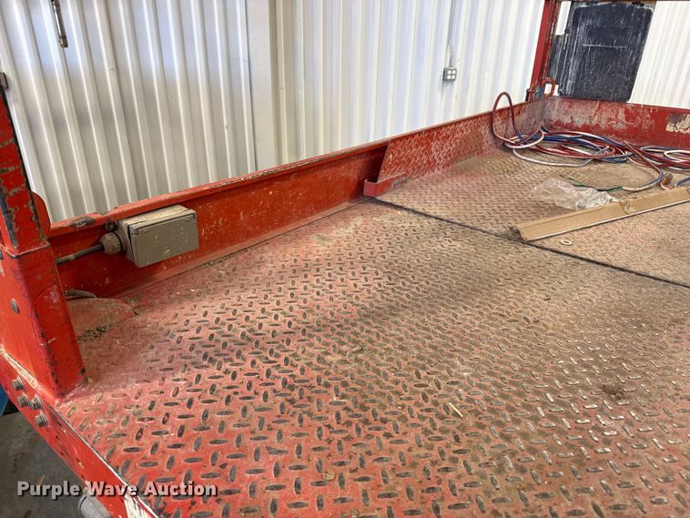 image for item DQ7748 Skyjack SJIII 4632 scissor lift