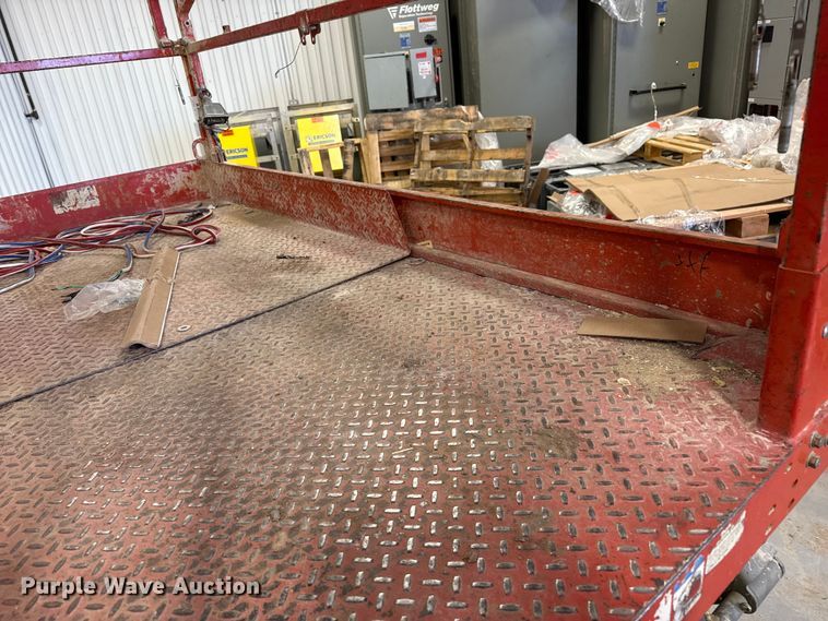 image for item DQ7748 Skyjack SJIII 4632 scissor lift