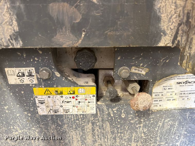 image for item DQ7748 Skyjack SJIII 4632 scissor lift