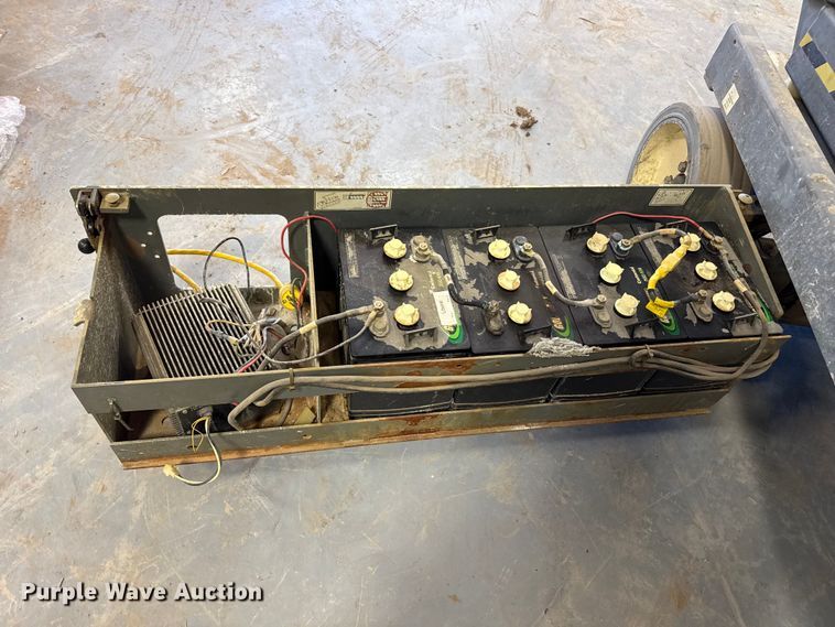 image for item DQ7748 Skyjack SJIII 4632 scissor lift