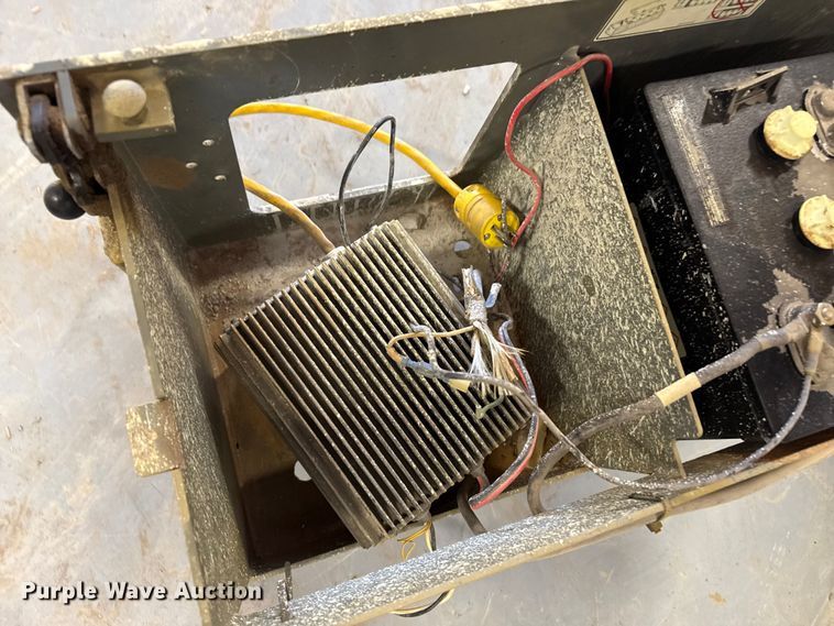 image for item DQ7748 Skyjack SJIII 4632 scissor lift