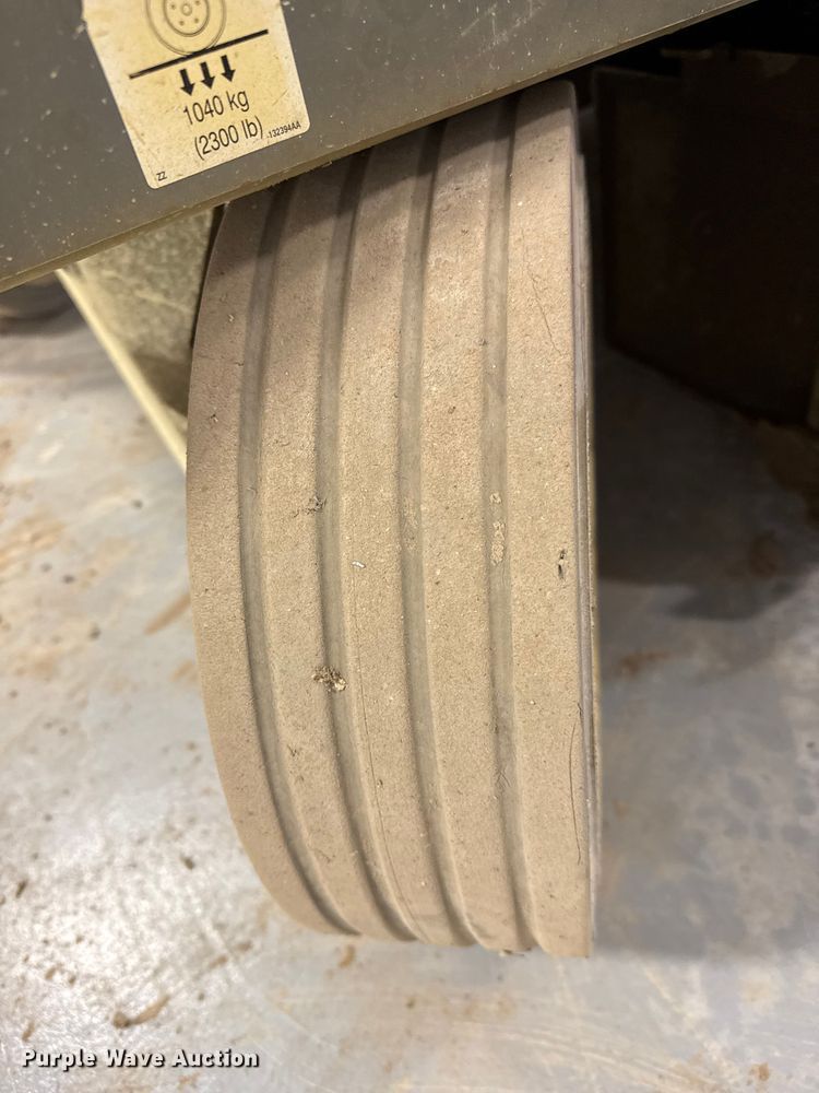 image for item DQ7748 Skyjack SJIII 4632 scissor lift