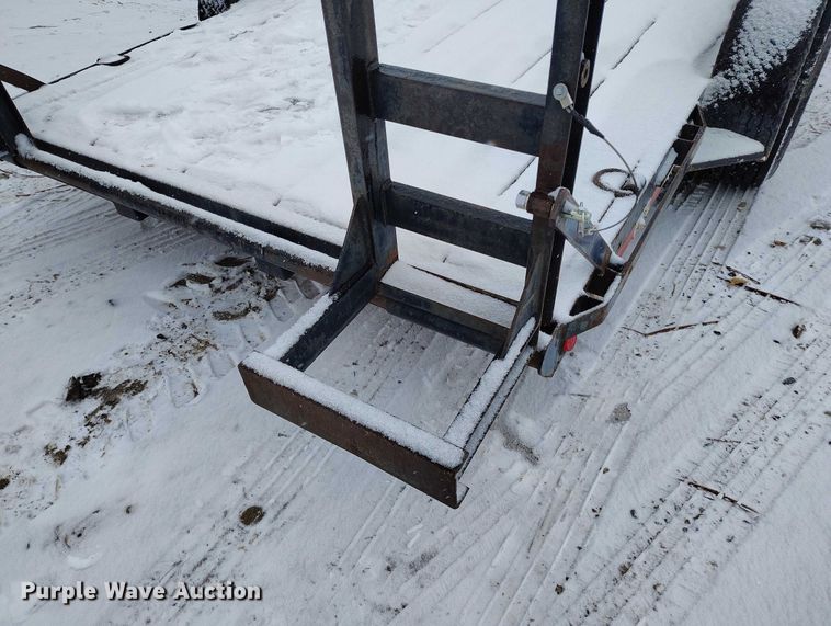 image for item DT0790 2002 SUP equipment trailer