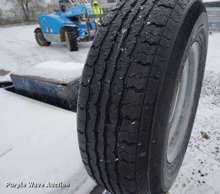 image for item DT0790 2002 SUP equipment trailer