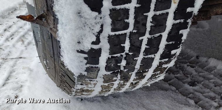 image for item DT0790 2002 SUP equipment trailer