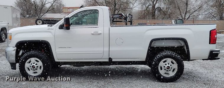 image for item DT0791 2016 GMC Sierra 2500HD pickup truck