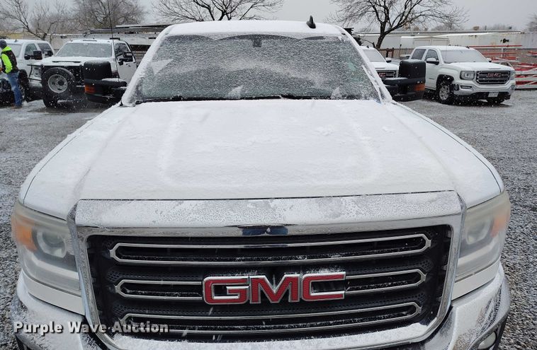 image for item DT0791 2016 GMC Sierra 2500HD pickup truck