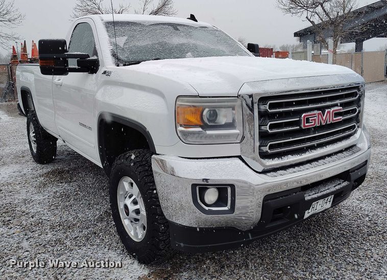 image for item DT0791 2016 GMC Sierra 2500HD pickup truck