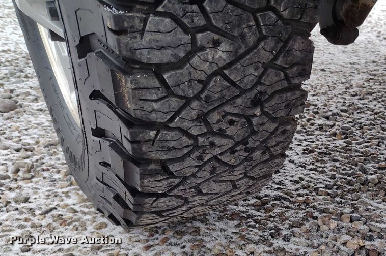 image for item DT0791 2016 GMC Sierra 2500HD pickup truck