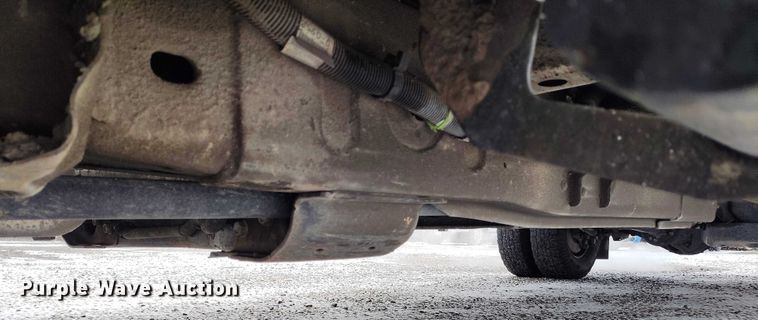 image for item DT0792 2022 GMC Sierra 3500HD Crew Cab flatbed pickup truck