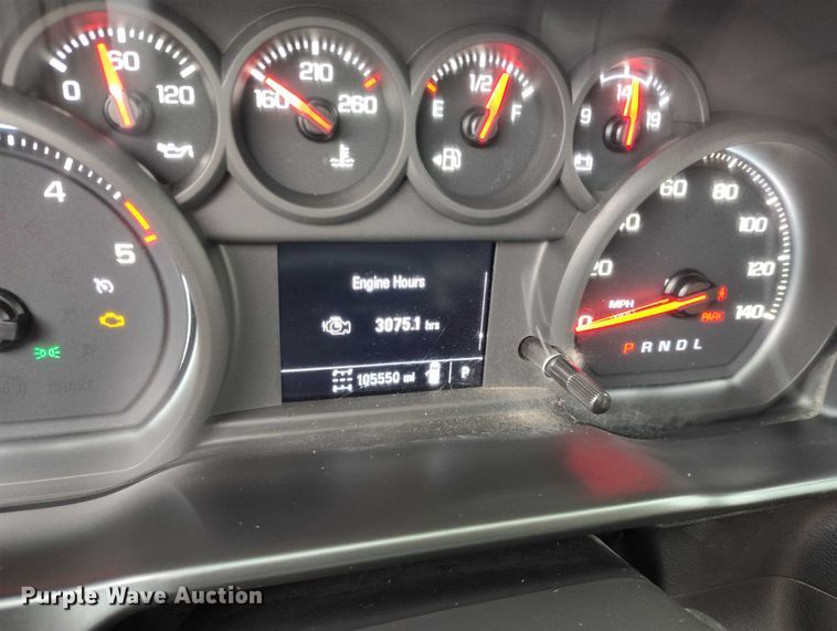 image for item DT0792 2022 GMC Sierra 3500HD Crew Cab flatbed pickup truck