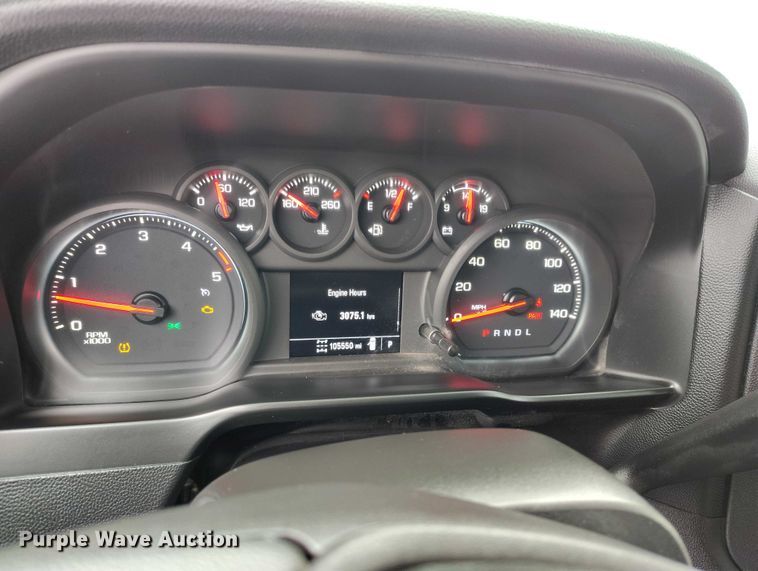 image for item DT0792 2022 GMC Sierra 3500HD Crew Cab flatbed pickup truck