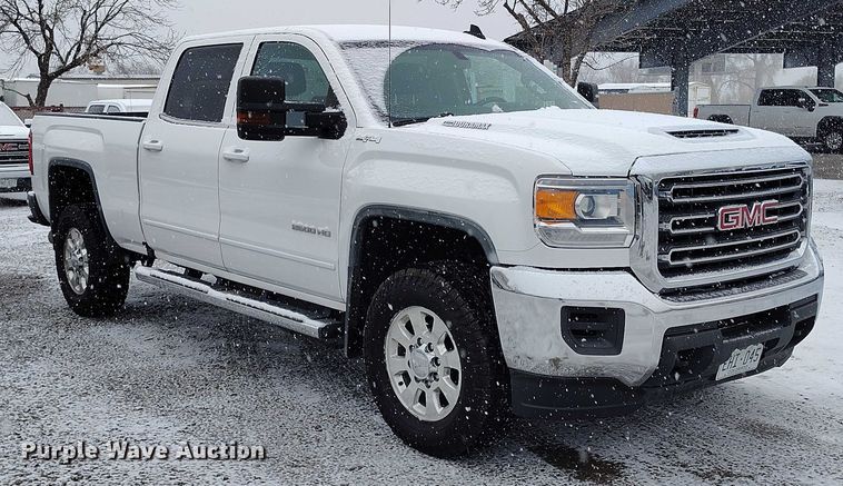 image for item DT0793 2018 GMC Sierra 2500HD Crew Cab pickup truck