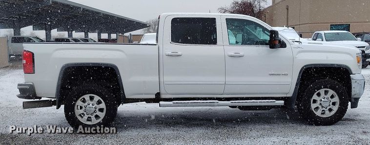 image for item DT0793 2018 GMC Sierra 2500HD Crew Cab pickup truck