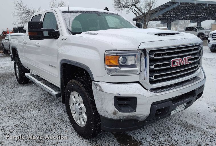 image for item DT0793 2018 GMC Sierra 2500HD Crew Cab pickup truck