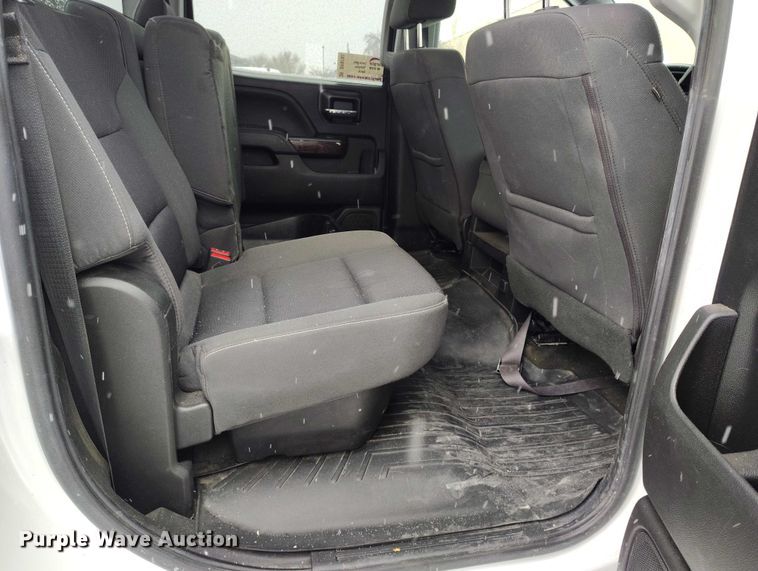 image for item DT0793 2018 GMC Sierra 2500HD Crew Cab pickup truck