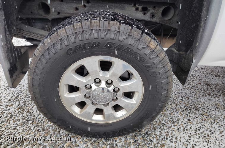 image for item DT0793 2018 GMC Sierra 2500HD Crew Cab pickup truck