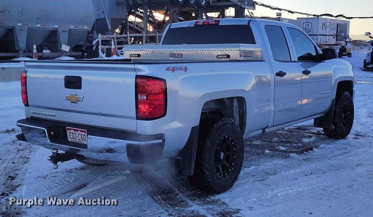 image for item DT0794 2016 Chevrolet Silverado 1500 Crew Cab pickup truck