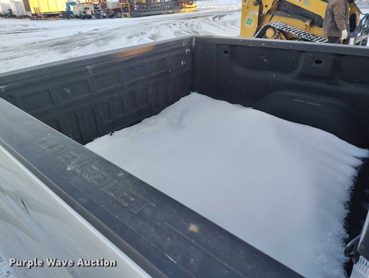 image for item DT0794 2016 Chevrolet Silverado 1500 Crew Cab pickup truck