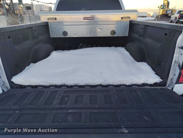 image for item DT0794 2016 Chevrolet Silverado 1500 Crew Cab pickup truck