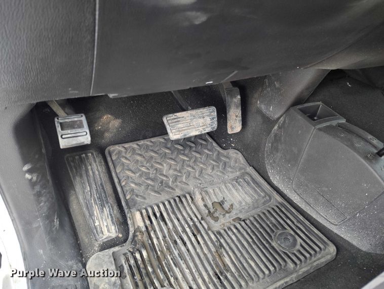 image for item DT0794 2016 Chevrolet Silverado 1500 Crew Cab pickup truck