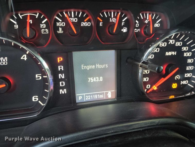 image for item DT0794 2016 Chevrolet Silverado 1500 Crew Cab pickup truck