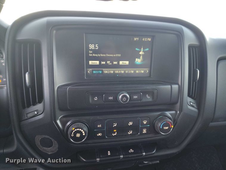 image for item DT0794 2016 Chevrolet Silverado 1500 Crew Cab pickup truck