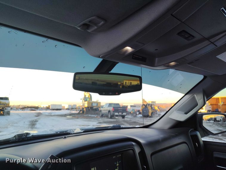 image for item DT0794 2016 Chevrolet Silverado 1500 Crew Cab pickup truck