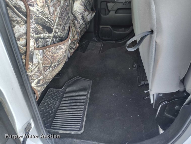 image for item DT0794 2016 Chevrolet Silverado 1500 Crew Cab pickup truck