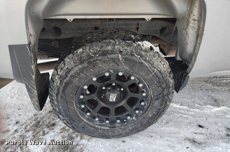 image for item DT0794 2016 Chevrolet Silverado 1500 Crew Cab pickup truck