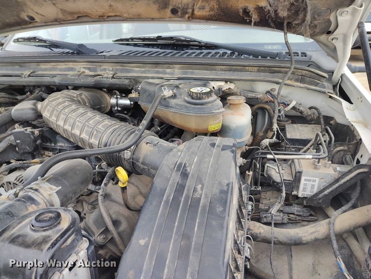 image for item DT0800 2006 Ford F450 Super Duty Crew Cab flatbed truck