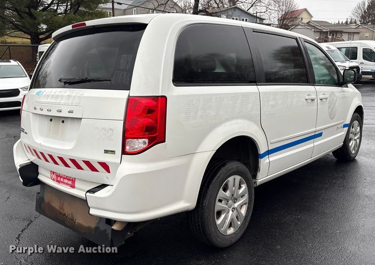 image for item DT2751 2016 Dodge Grand Caravan handicap accessible van