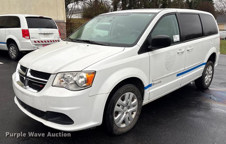 image for item DT2752 2016 Dodge Grand Caravan handicap accessible van