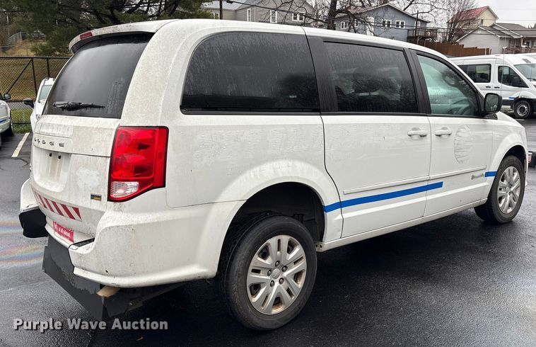 image for item DT2752 2016 Dodge Grand Caravan handicap accessible van