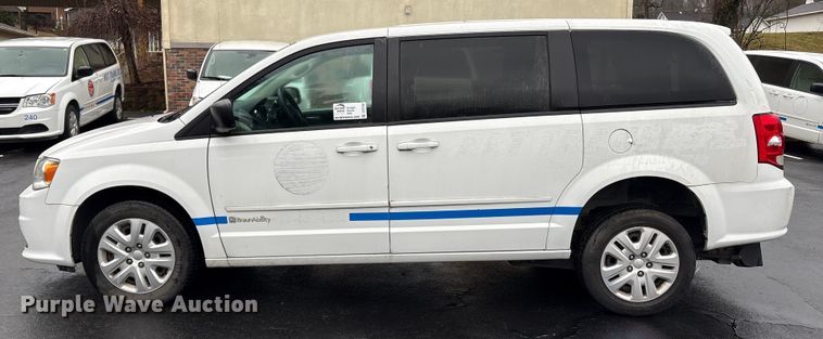 image for item DT2752 2016 Dodge Grand Caravan handicap accessible van
