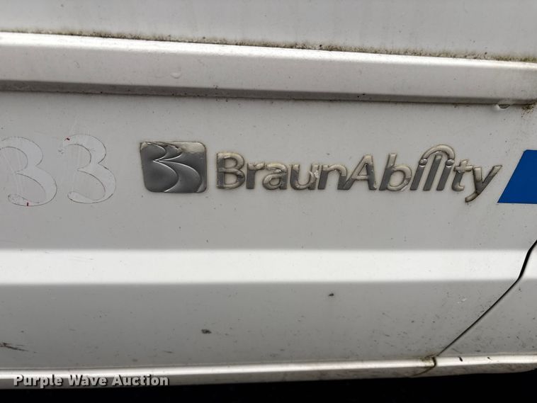 image for item DT2752 2016 Dodge Grand Caravan handicap accessible van