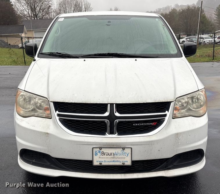 image for item DT2753 2014 Dodge Grand Caravan handicap accessible van