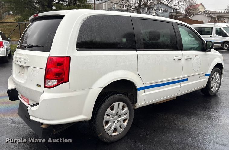 image for item DT2753 2014 Dodge Grand Caravan handicap accessible van