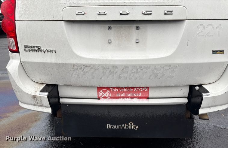 image for item DT2753 2014 Dodge Grand Caravan handicap accessible van