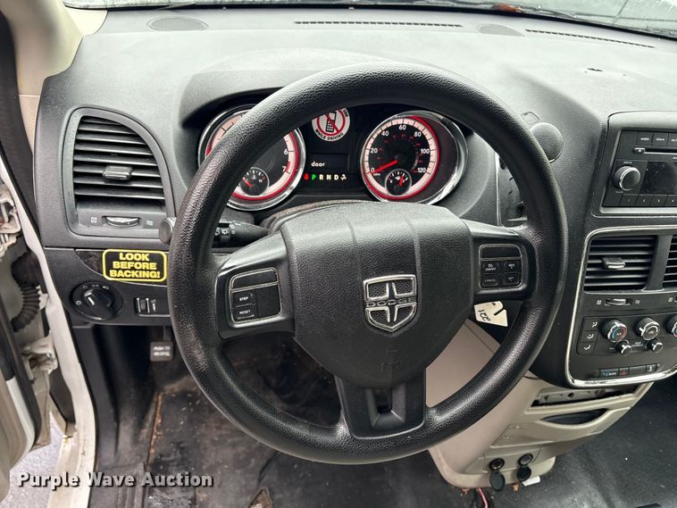 image for item DT2753 2014 Dodge Grand Caravan handicap accessible van