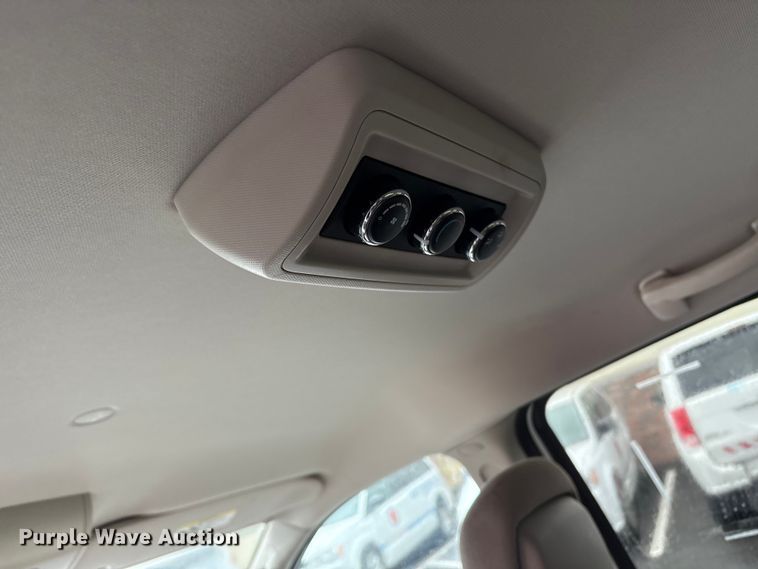 image for item DT2753 2014 Dodge Grand Caravan handicap accessible van