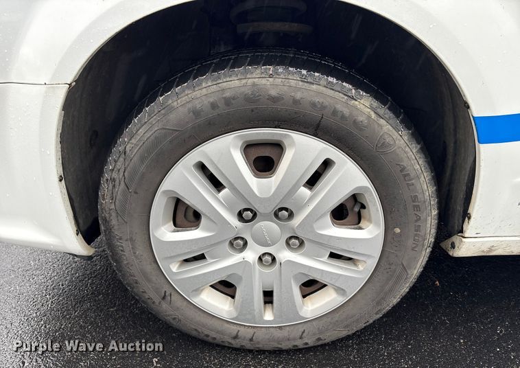 image for item DT2753 2014 Dodge Grand Caravan handicap accessible van