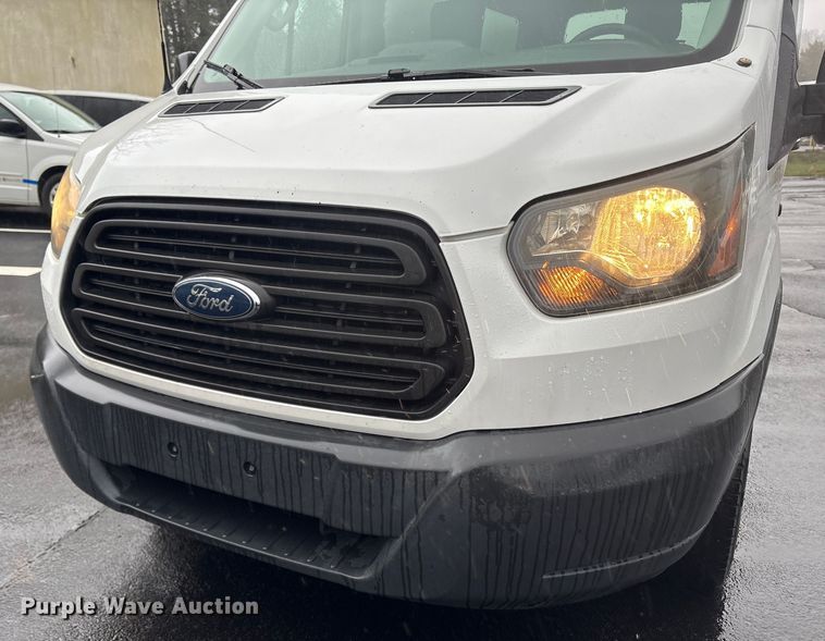 image for item DT2755 2015 Ford Transit delivery van