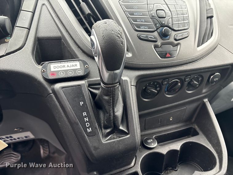 image for item DT2755 2015 Ford Transit delivery van