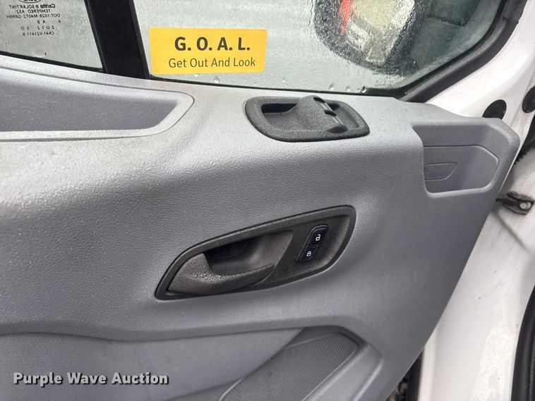 image for item DT2756 2017 Ford Transit delivery van