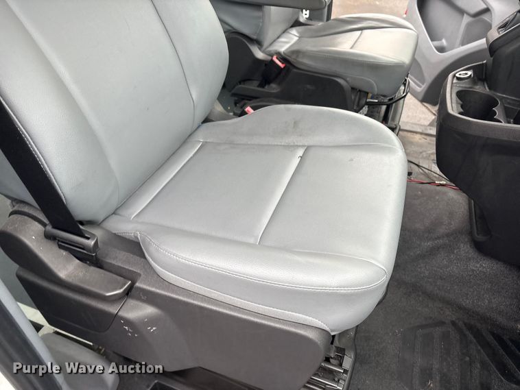 image for item DT2756 2017 Ford Transit delivery van