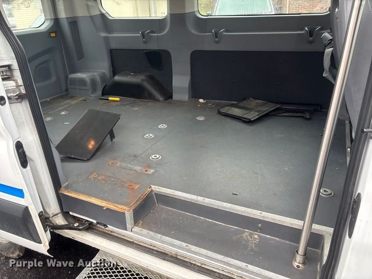 image for item DT2756 2017 Ford Transit delivery van